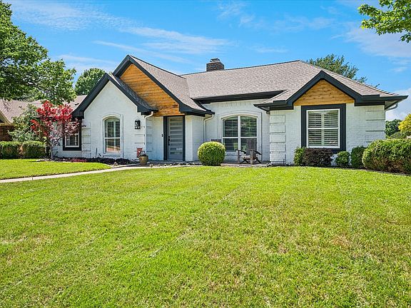 2nd image of 4013 Clipper Ct
