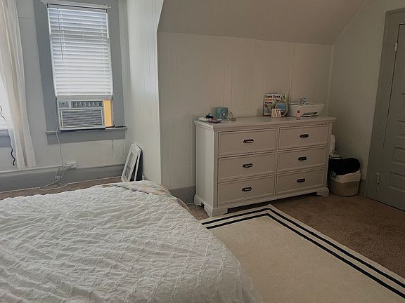 3rd image of 310 W Glenn Ave #6