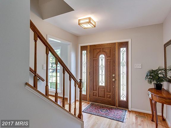 2nd image of 5210 Marvell Ln