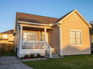 767 Bellemeade Blvd, Gretna, LA 70056