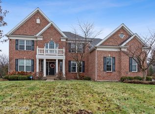 5379 Notting Hill Rd, Gurnee, IL 60031