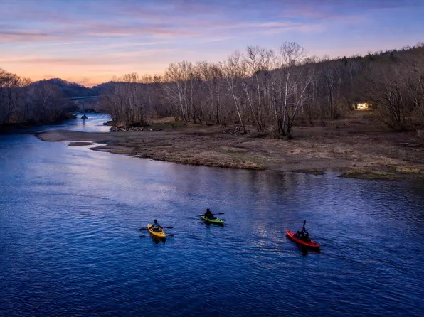 588 Club Springs Rd, Buffalo Valley, TN 38548