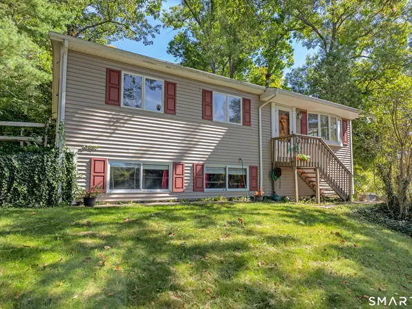 126 Luna Trail, Southbury, CT 06488