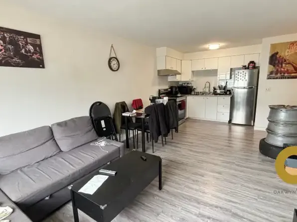 6831 Arcola St #204, Burnaby, BC V5E 1H4