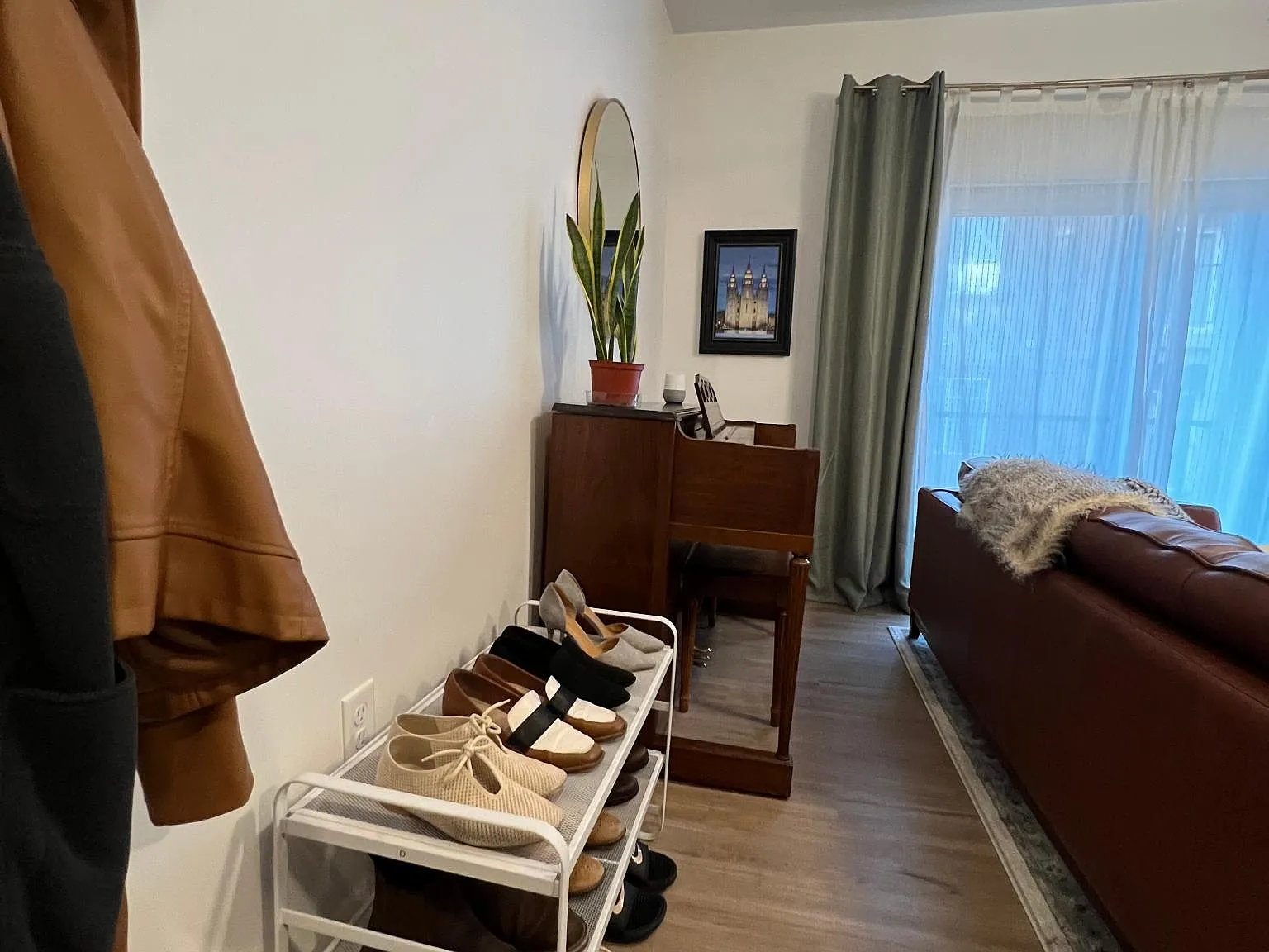 3 bed, 1307 sqft, $1,850 — Photo 4