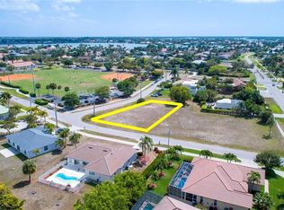 500 Peacock Ter, Marco Island, FL 34145