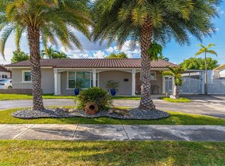 1114 SW 102nd Pl, Miami, FL 33174