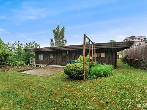 5th image of 26515 NE Virginia St