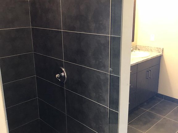 4th image of 260 Chambers St Unit 102