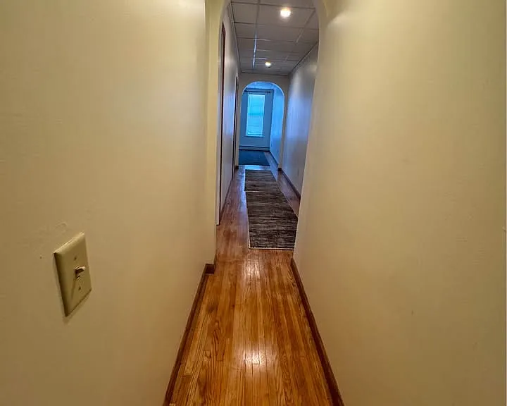 133 E Main St #1 — Photo 3
