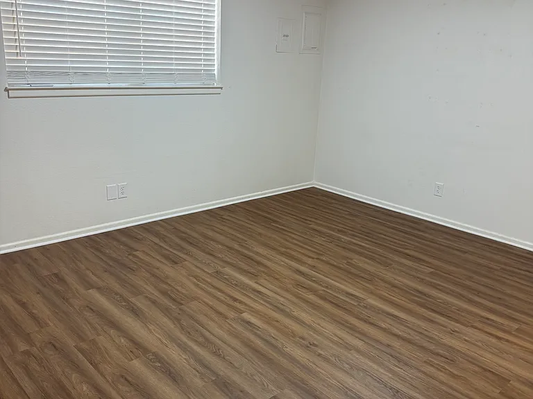 1322 Tanglewood Ln #1322 — Photo 8