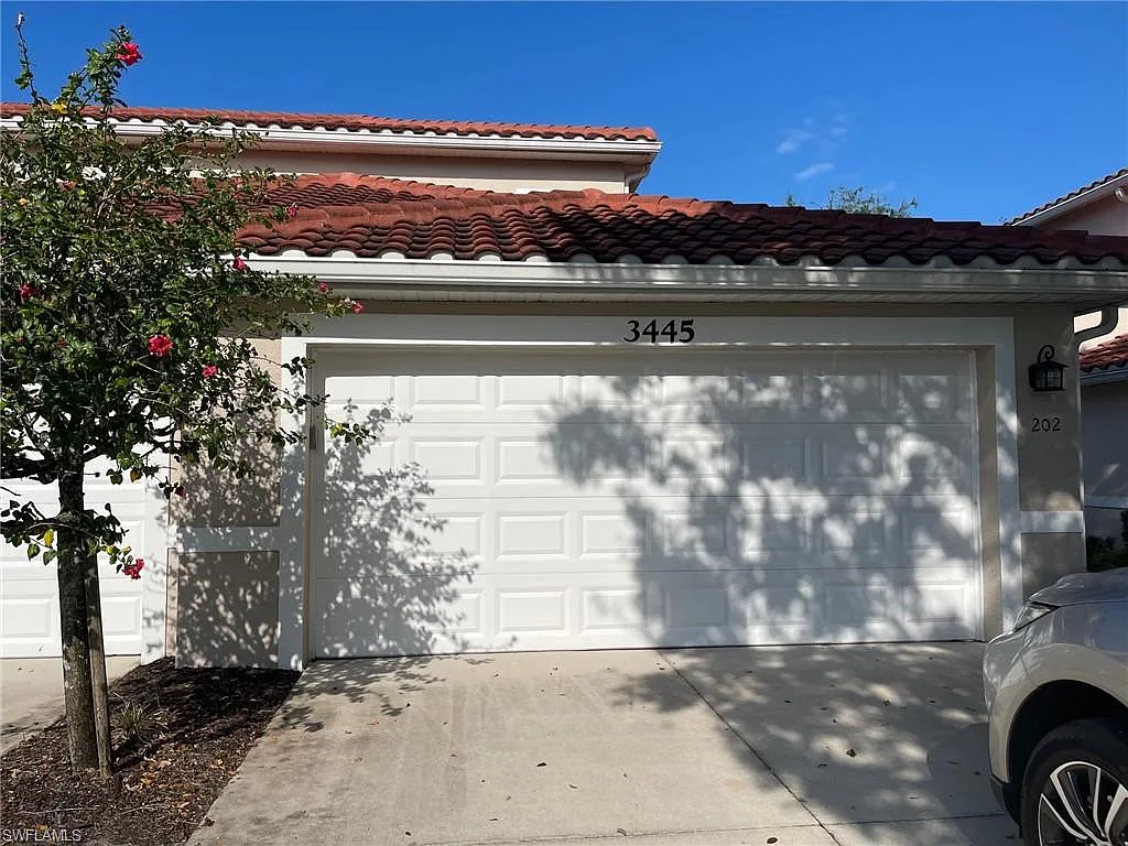 3 bed, 2.0 bath, 1853 sqft, $6,500 — Photo 2