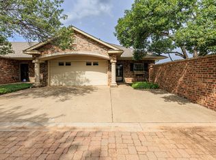 5811 11th Pl, Lubbock, TX 79416