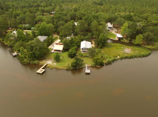 136 Island Way, Freeport, FL 32439