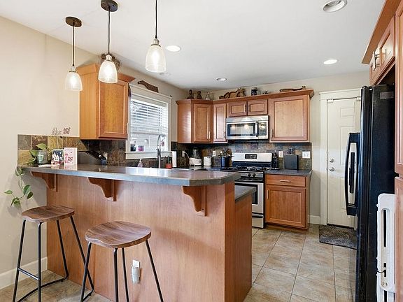 5th image of 3624 W Kiernan Ave
