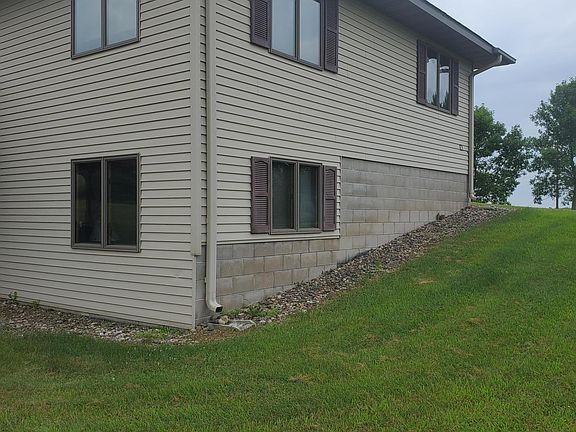 4th image of 1256 County Road C