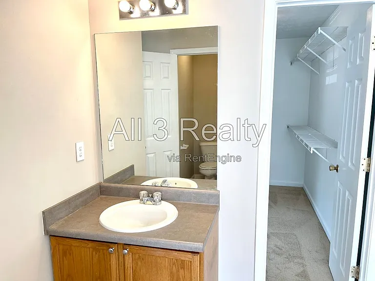 1908 Demilio Dr — Photo 27