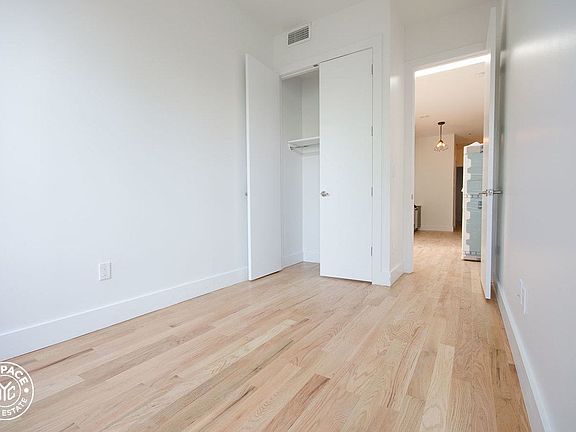 4th image of 377 Menahan St APT 1R