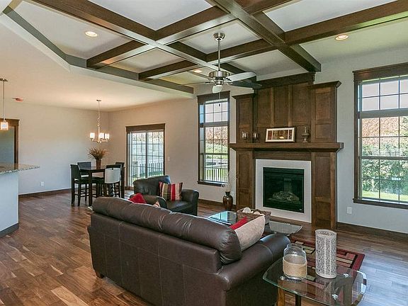 5th image of 206 Cherry Ln