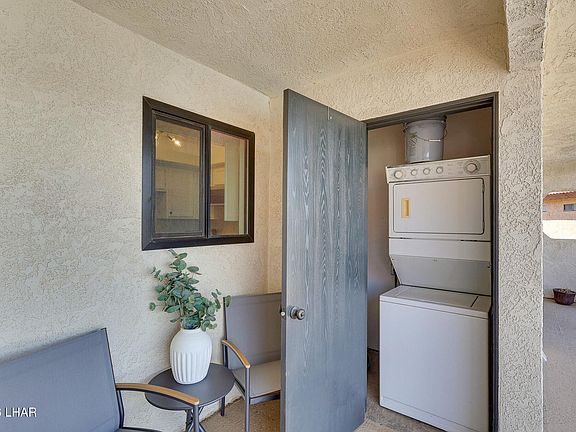 4th image of 465 Lake Havasu Ave N Unit C