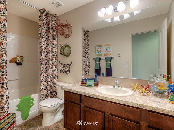2nd image of 2829 Mahogany Street NE #216
