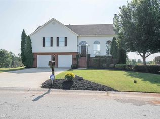 5455 Riverchase Dr, Flowery Branch, GA 30542