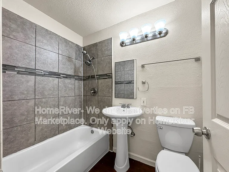 683 El Camino Ave #8 — Photo 11