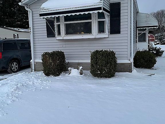 5th image of 73 Lorraine Pl