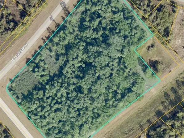 N Yorkshire St, North Port, FL 34288