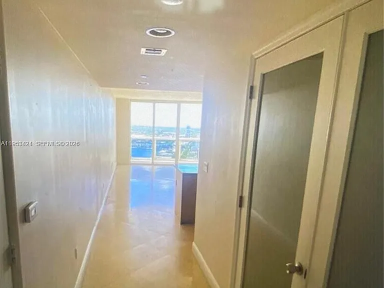 1800 S Ocean Dr #2909 — Photo 2