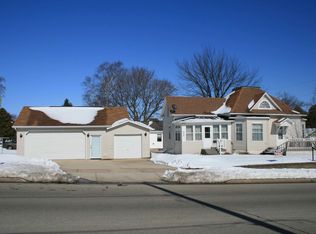 608 W Maple St, Sturgeon Bay, WI 54235