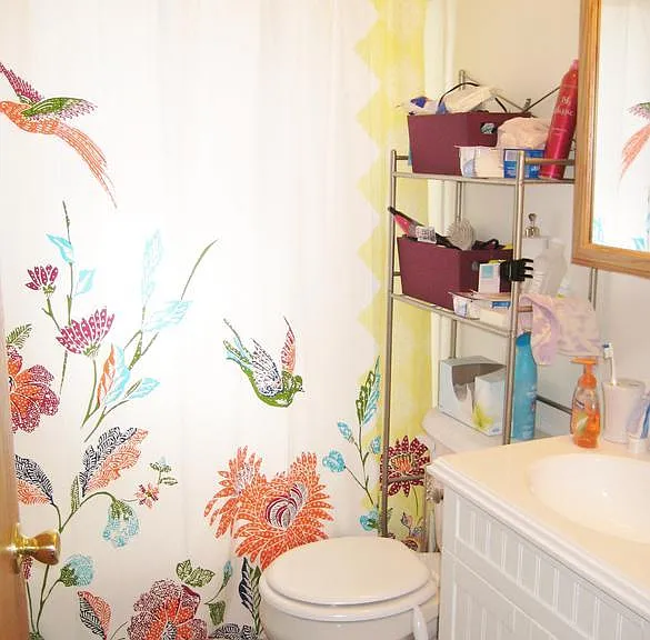 BATHROOM WITH LAUNDRY