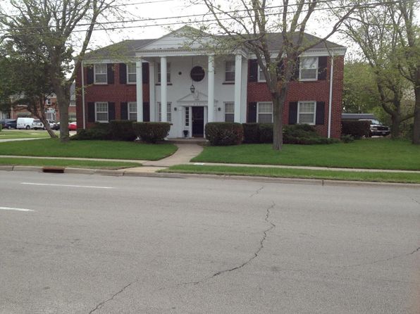 957 N Main St APT 8