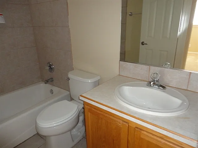 120 Latigo Trl SE — Photo 12