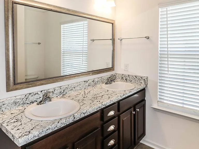 5193 Copse Dr — Photo 36
