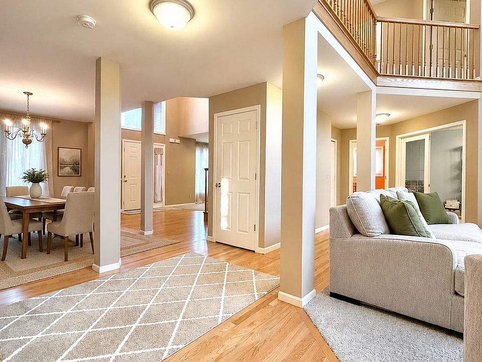 1176 Cadmus Dr, photo 8