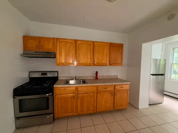 31 Van Nostrand Ave #1E, Jersey City, NJ 07305