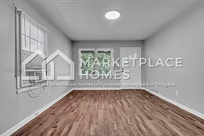 3 bed, 1.0 bath, 1000 sqft, $1,250 — Photo 4