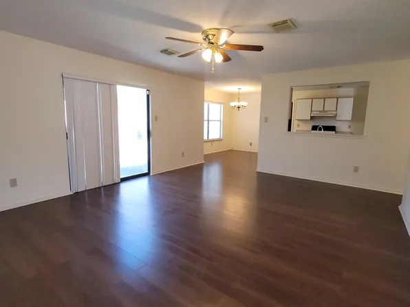 8127 Stagwood Hill, San Antonio, TX 78254