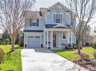 728 Champlain Ct, Cary, NC 27519