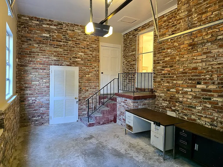 1657 Upland Dr — Photo 22