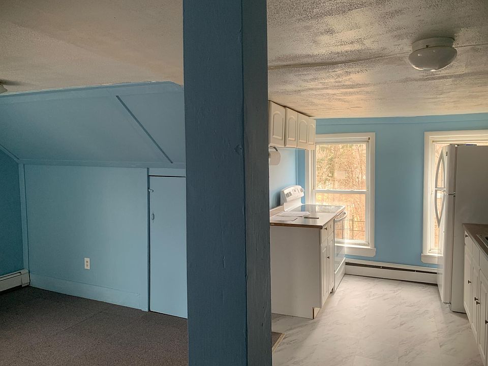 Living room / kitchen