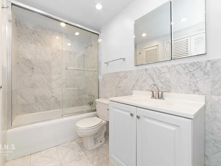 210 E 58th St #3-K — Photo 5