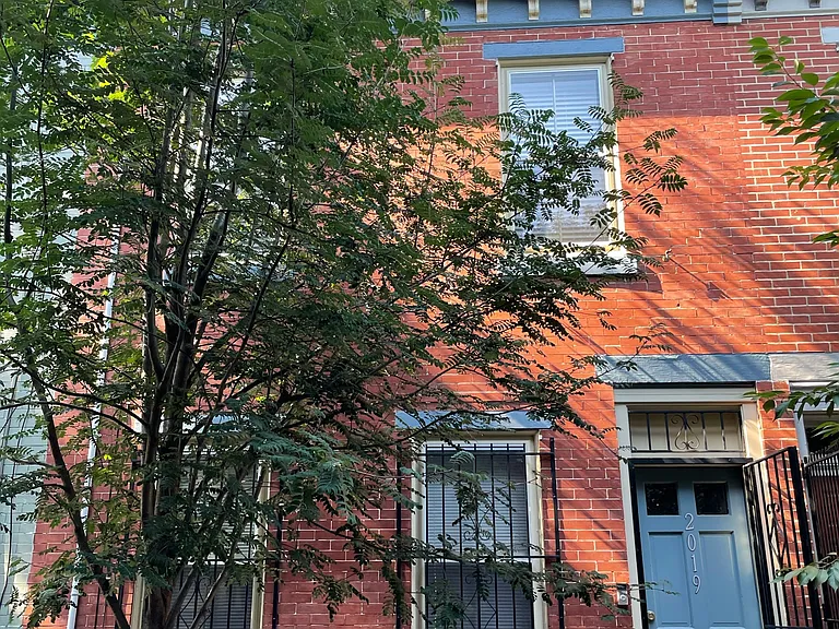 2019 Kater St — Photo 1