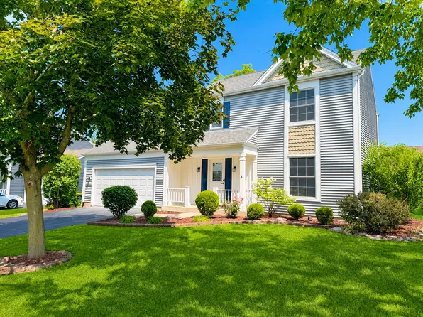 1279 Bison Trl, Carol Stream, IL 60188