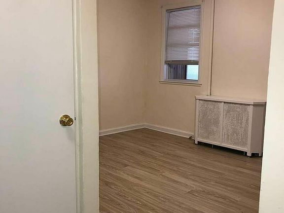 5th image of 23-60 32nd St #1