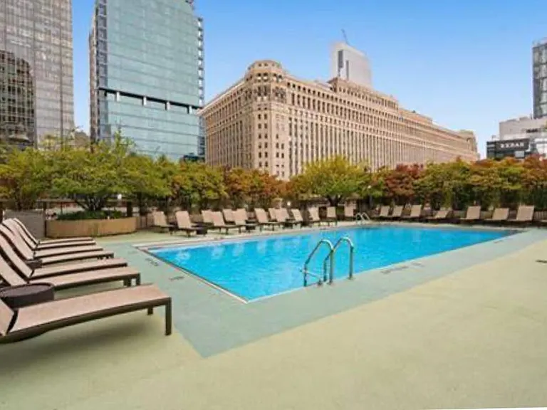 400 N La Salle Dr #3201 — Photo 1