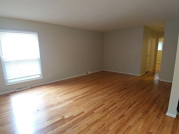 3rd image of 3600 Wyoming St