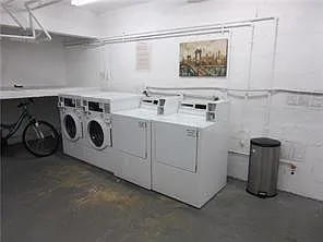 900 Euclid Ave #5 — Photo 12