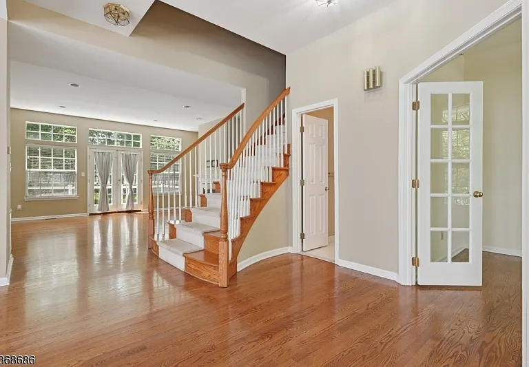 48 Landau Rd — Photo 3